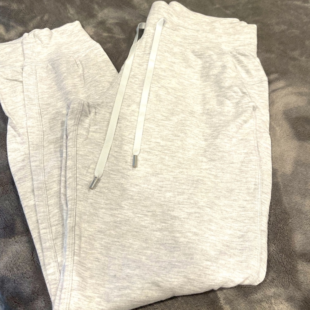 Lululemon soft jogger